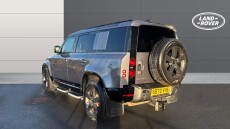 Land Rover Defender 3.0 D300 X-Dynamic HSE 110 5dr Auto Diesel Estate